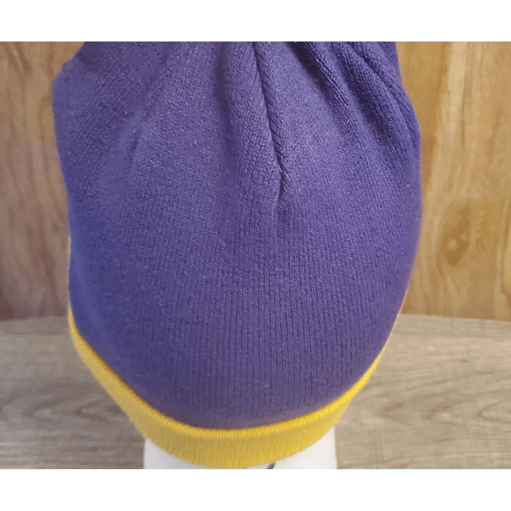 New Era Youth NFL Minnesota Vikings Cuffed Knit Beanie Pom Pom‎
